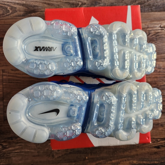 Nike Blue VaporMax Plus Sneakers 7 Men/ 8.5 Women - Picture 9 of 9